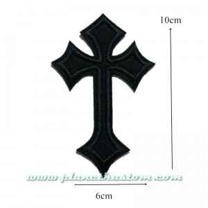 Patch ecusson thermocollant croix noir gothique goth cross 